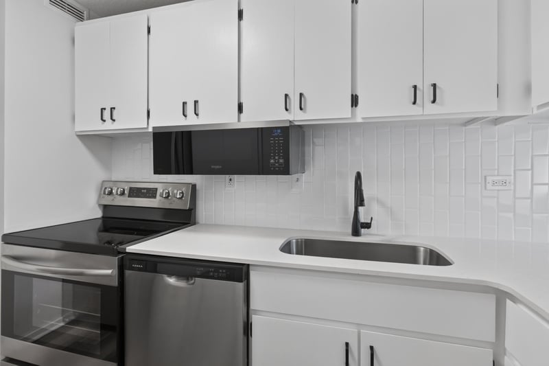 19 S 1st St #B305, Minneapolis, MN 55401