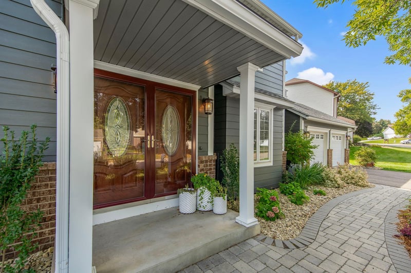 9007 Princeton Rd, Woodbury, MN 55125