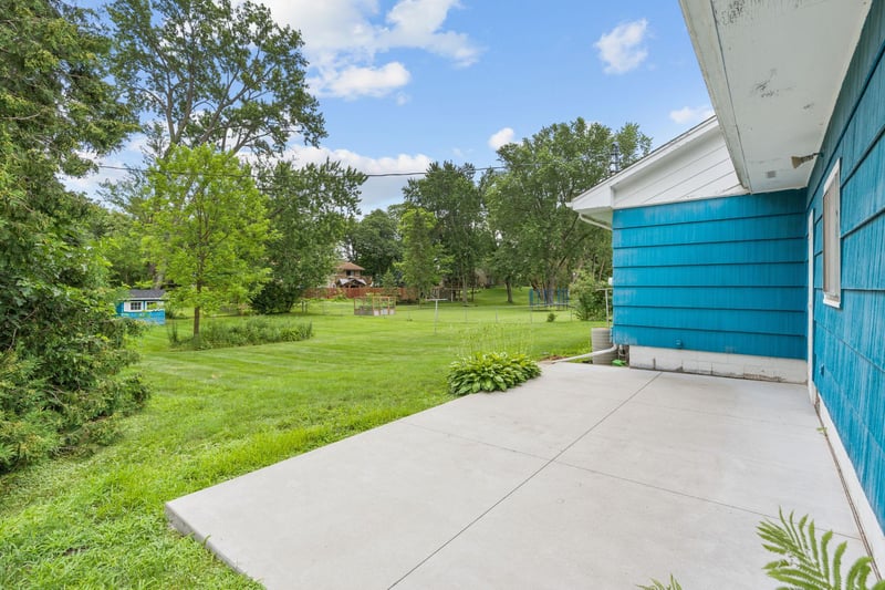 413 Whitegate Ln, Minnetonka, MN 55391