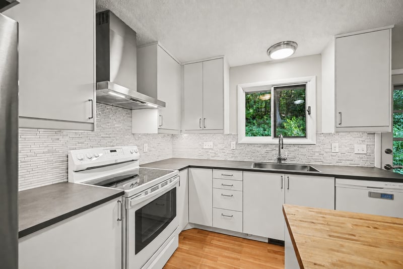 1644 Kilmer Ave, Saint Louis Park, MN 55426