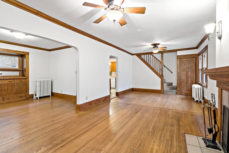 1051 Sherburne Ave, Saint Paul, MN 55104