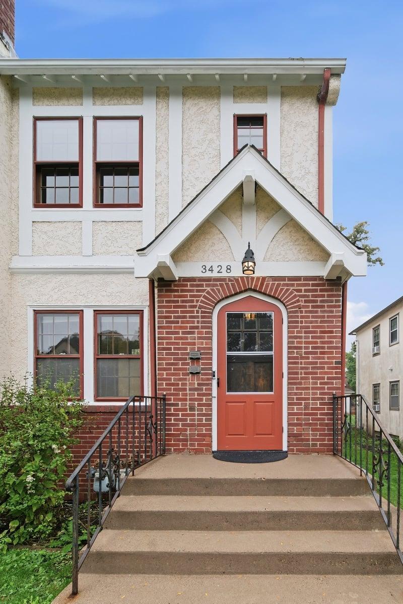 3428 Hennepin Ave S, Minneapolis, MN 55408