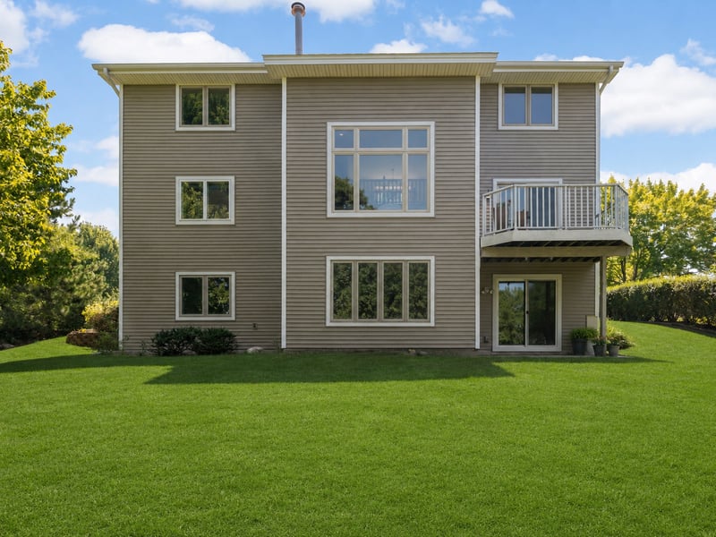 4400 W 150th St, Savage, MN 55378