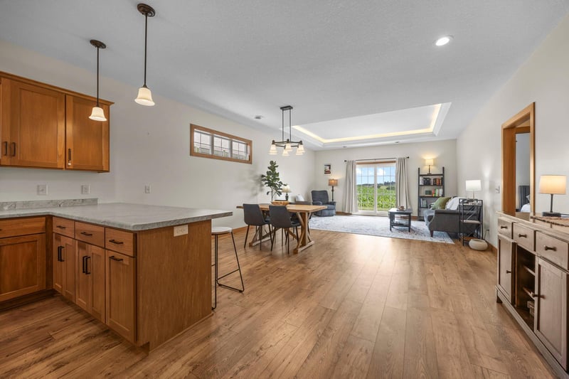 127 Highland Cir, Dassel, MN 55325