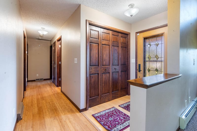 44 Highgate St, Superior, WI 54880
