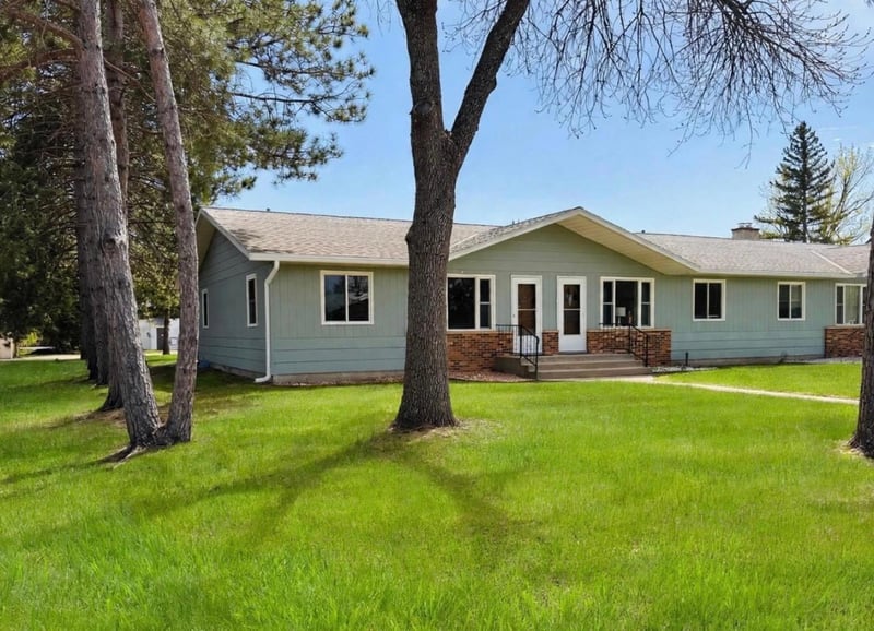 324 Jefferson Ave, Pine River, MN 56474