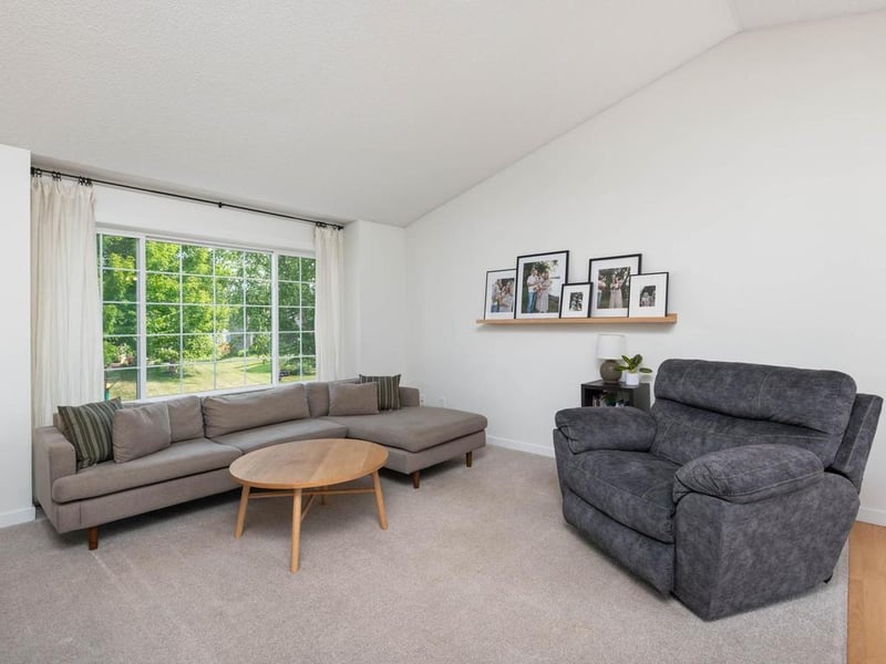 2464 River Bend Trl, Mayer, MN 55360