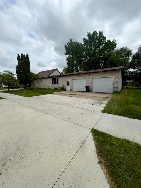 306 SW Brown St, Verndale, MN 56481