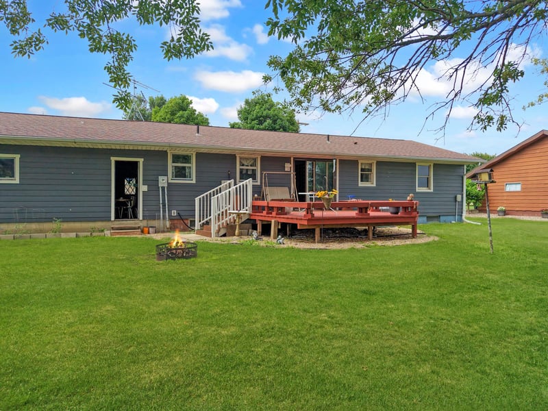 201 Main Ave, Chandler, MN 56122