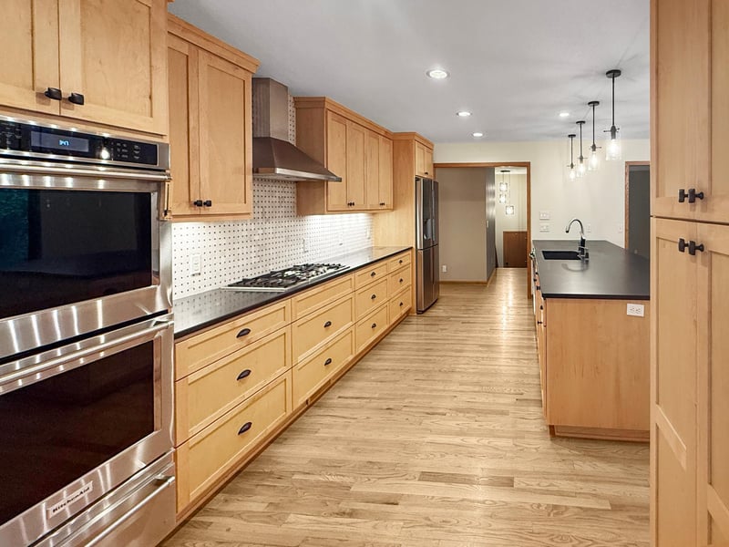 13701 Wood Ln, Minnetonka, MN 55305