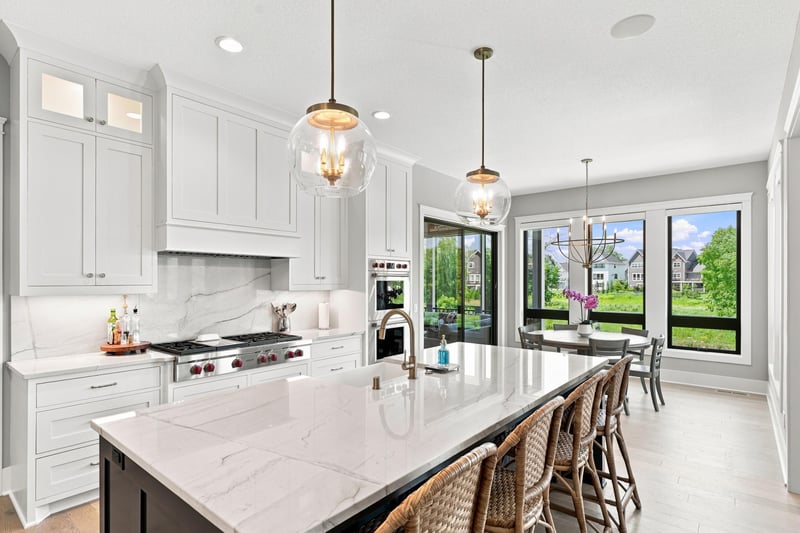 5880 Prestwick Ct, Excelsior, MN 55331