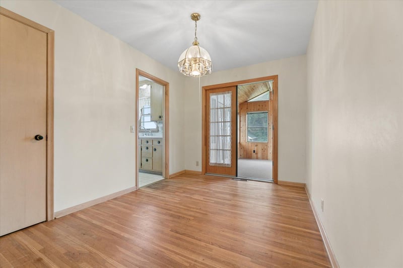 6400 Perry Ave N, Brooklyn Center, MN 55429