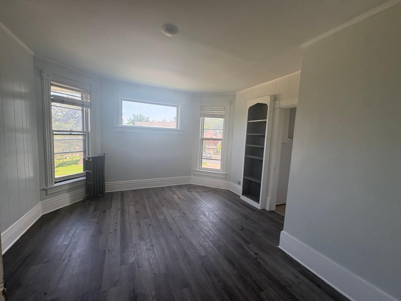 805 S Cedar Ave, Owatonna, MN 55060