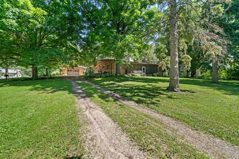 842 20th St SW, Buffalo, MN 55313