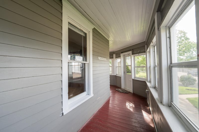 205 E Hudson St, Mondovi, WI 54755