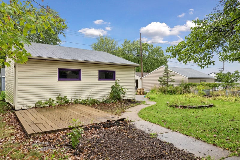 2814 Pennsylvania Ave S, Saint Louis Park, MN 55426
