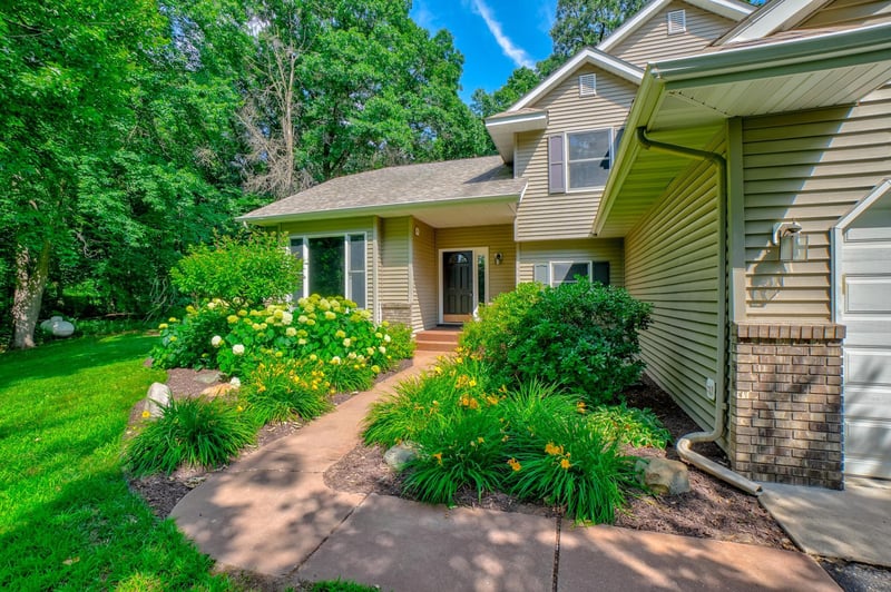 2538 86th Ave, Osceola, WI 54020