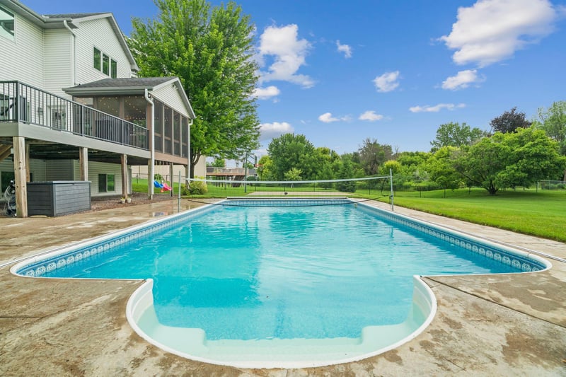 12218 Irma Pl, Rogers, MN 55374