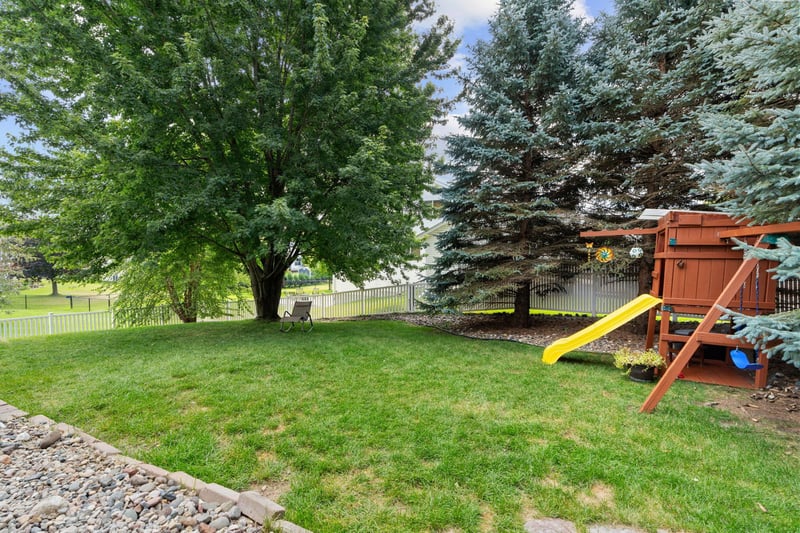 19903 Excelsior Ln, Farmington, MN 55024