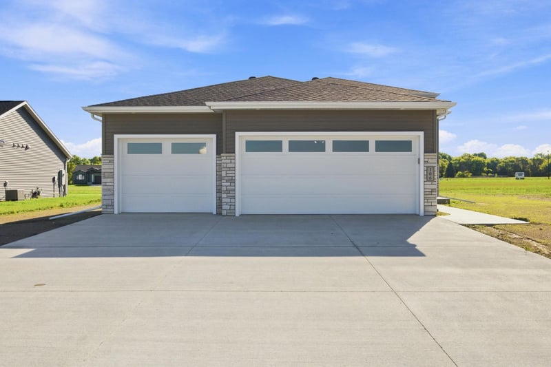 106 18th St NE, Barnesville, MN 56514