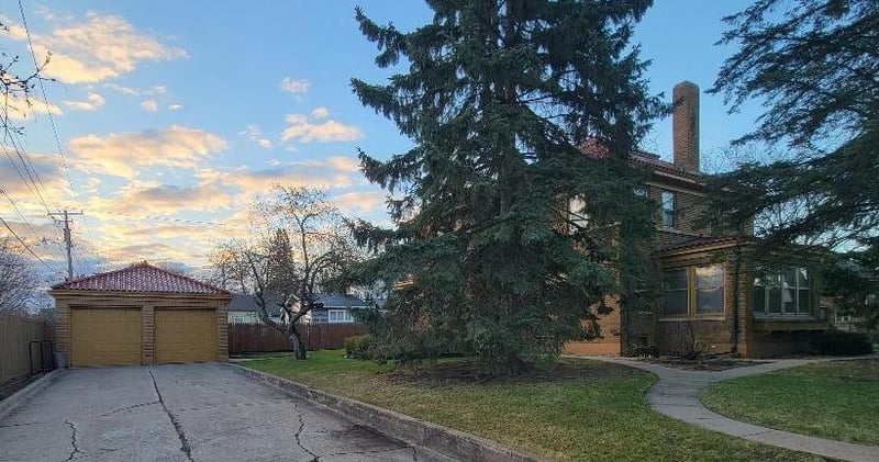 1001 E Howard St, Hibbing, MN 55746