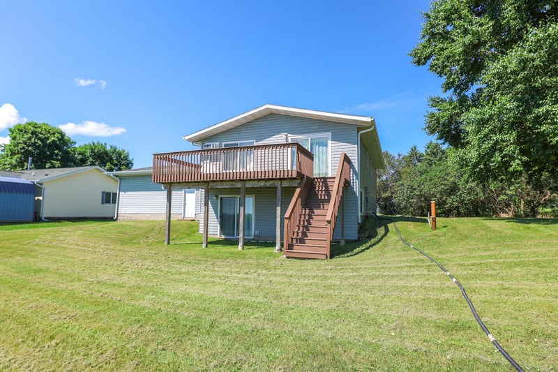 1097 Trisco Cove Dr SE, Osakis, MN 56360