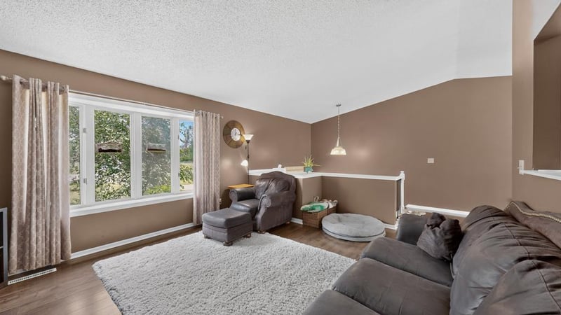 5746 Logan St SE, Rochester, MN 55904