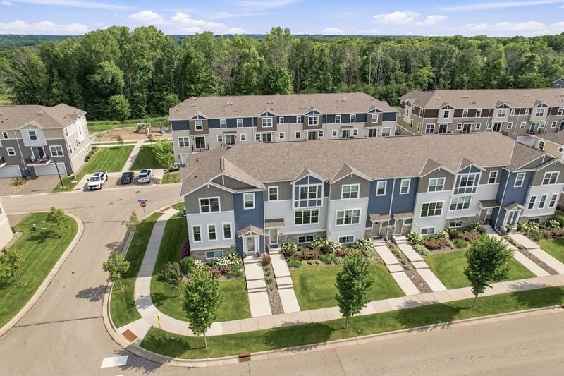 6924 Huckleberry Dr, Excelsior, MN 55331