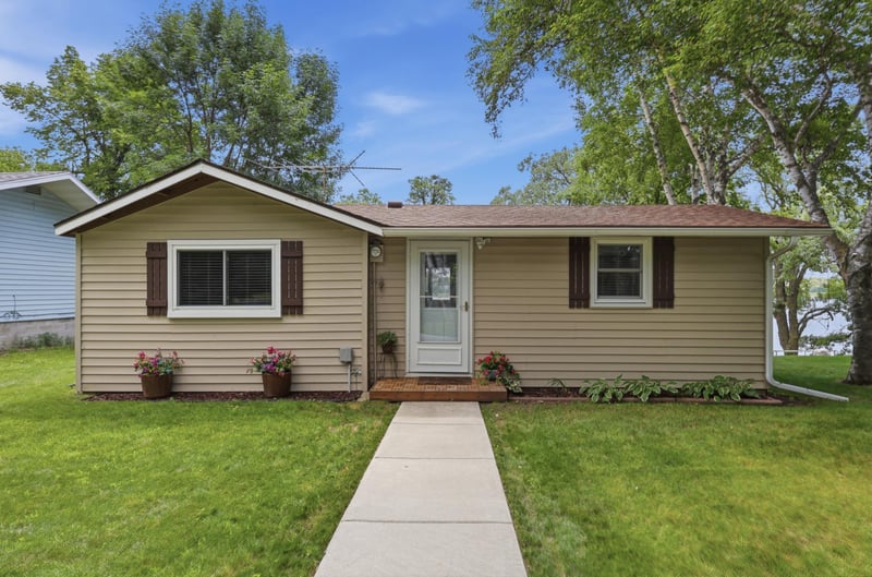 13557 Rossman Erickson Rd, Lake Park, MN 56554