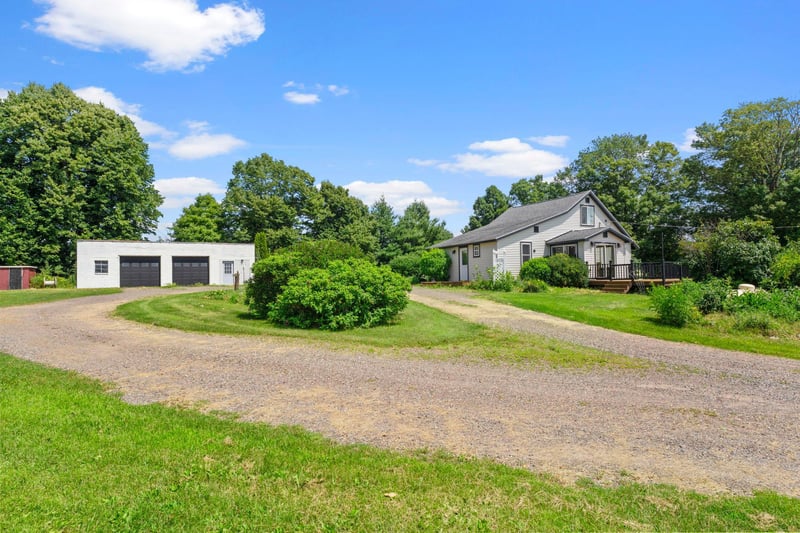 1820 11 1/2 St, Cumberland, WI 54829