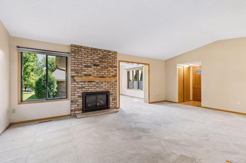 4515 Redwood Cir, Minnetonka, MN 55345