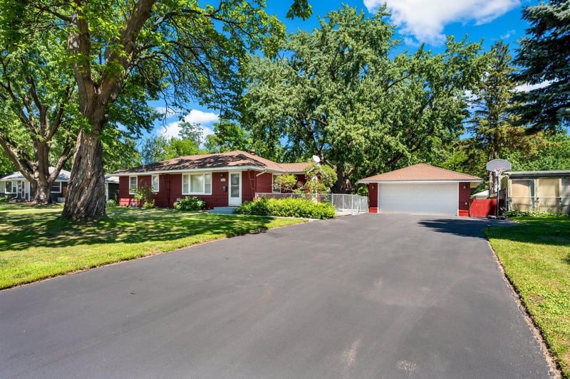 6932 Kentucky Ave N, Brooklyn Park, MN 55428