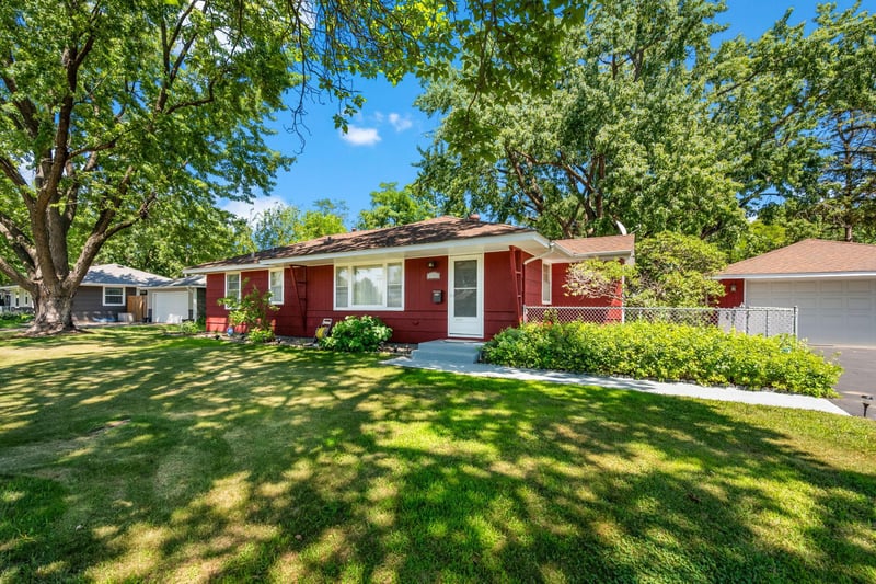 6932 Kentucky Ave N, Brooklyn Park, MN 55428