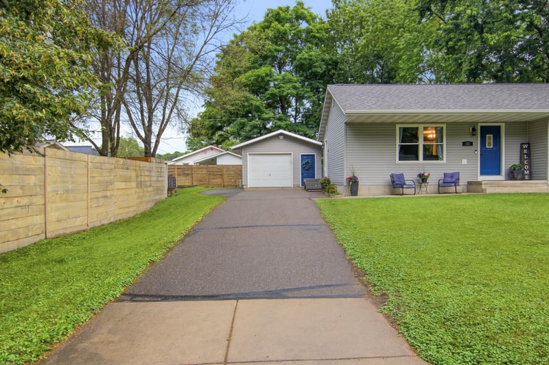 1010 Malden Ave, Eau Claire, WI 54703