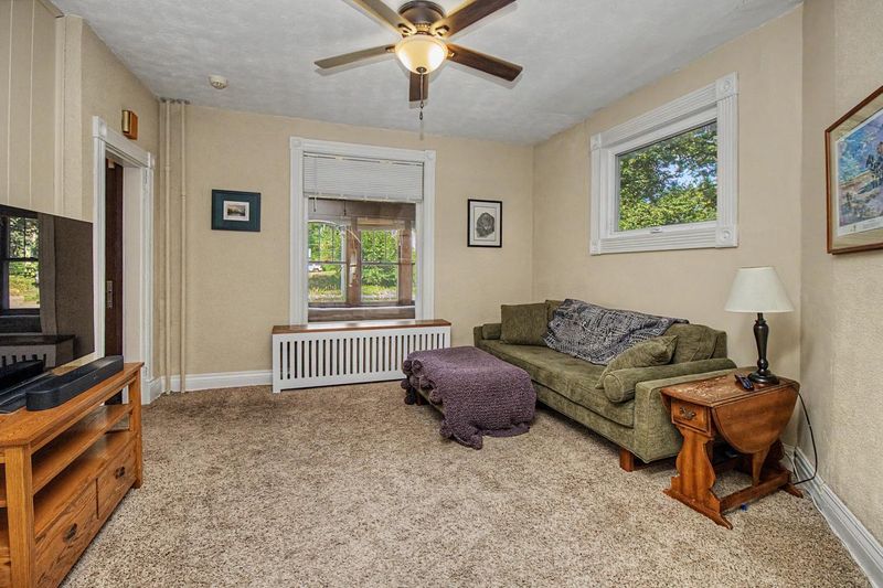1714 Hewitt Ave, Saint Paul, MN 55104