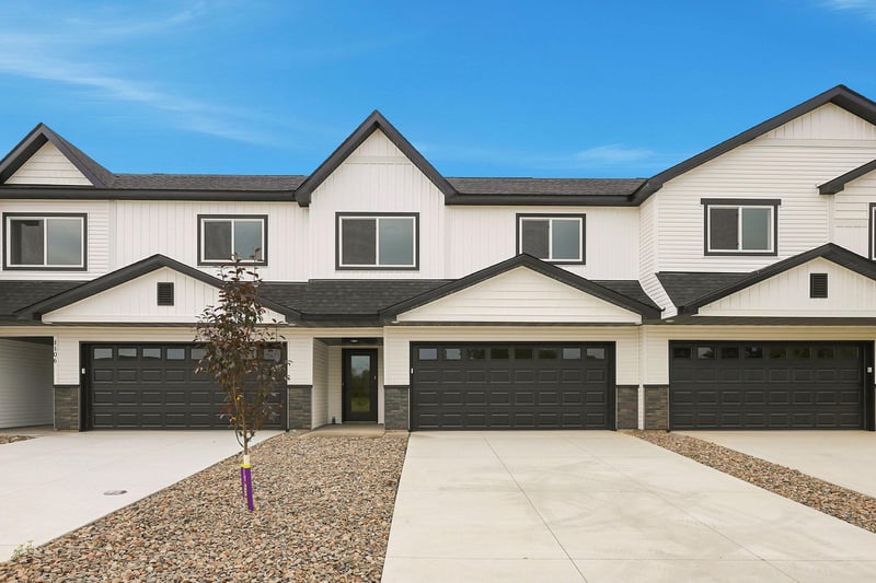 1104 45th Ave NE, Saint Cloud, MN 56304