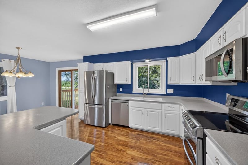 22602 617th St, Mantorville, MN 55955