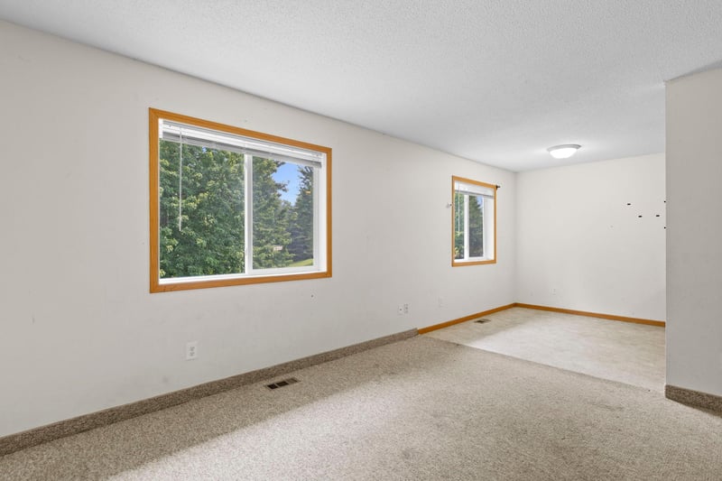 16870 Glencoe Ave, Lakeville, MN 55044