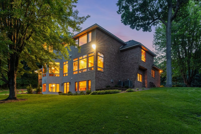 720 Timber Ln, Shoreview, MN 55126