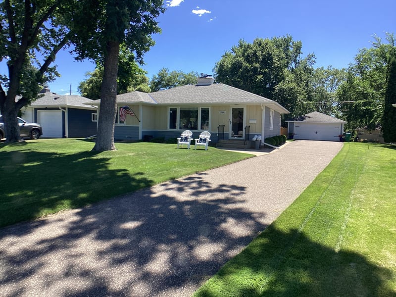 2600 Aquila Ave S, Saint Louis Park, MN 55426