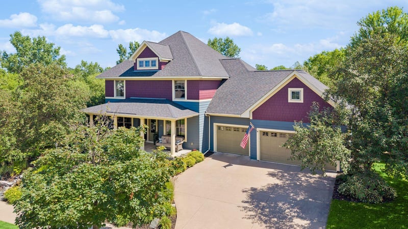 11281 Stonemill Farms Curve, Woodbury, MN 55129