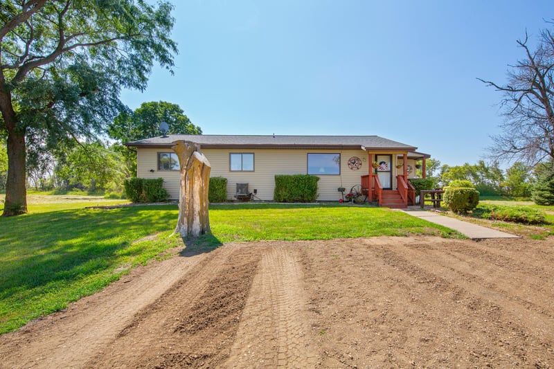 35907 530th Ave, Bingham Lake, MN 56118