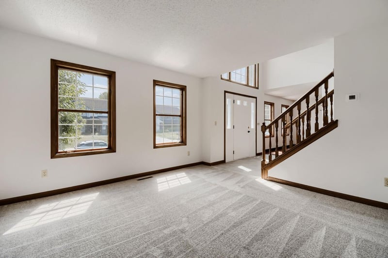9270 Cornell Rd, Woodbury, MN 55125