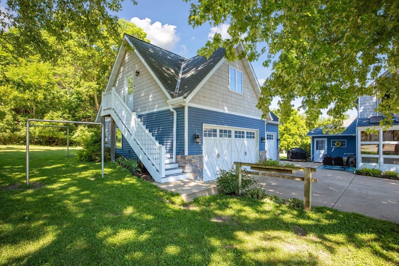 29190 Sunset Trl, Cannon Falls, MN 55009