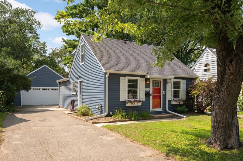 308 Van Buren Ave S, Edina, MN 55343