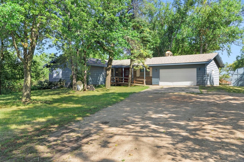 5640 154th St W, Prior Lake, MN 55372
