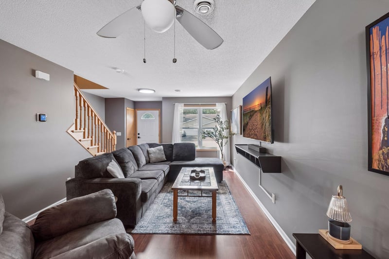 634 Pine St #5, Prescott, WI 54021