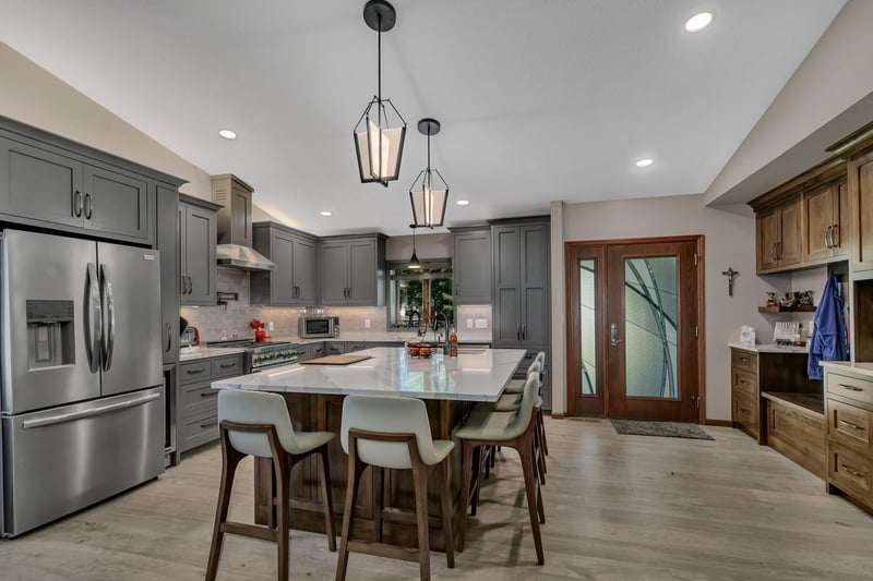 118 River Oaks Dr, Cold Spring, MN 56320