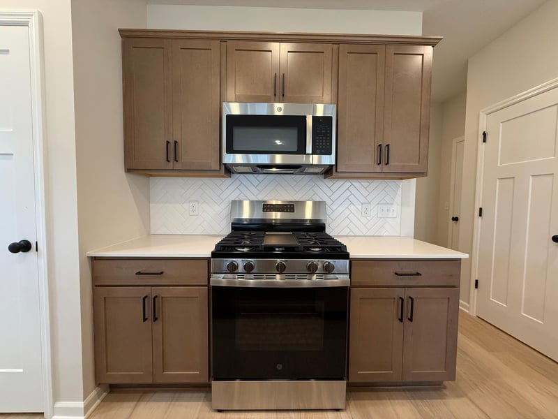 23146 Creekview Ct, Rogers, MN 55374