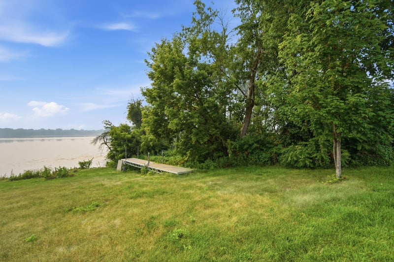 7616 Peltier Lake Dr, Lino Lakes, MN 55038